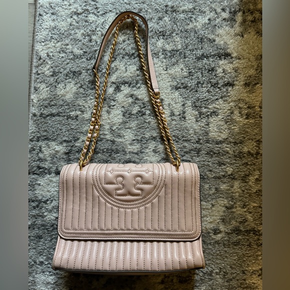 Tory Burch (FLEMING MINI STUD CONVERTIBLE SHOULDER BAG) - Picture 1 of 7